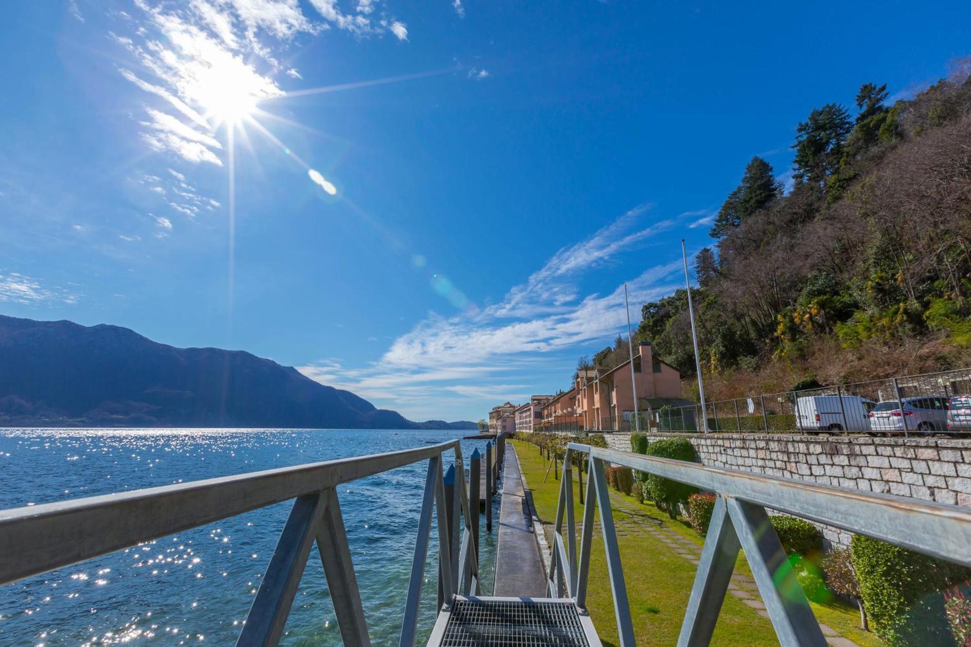 Blu Lake Apartment On Ghiffa Beach - Happy Rentals Eksteriør billede